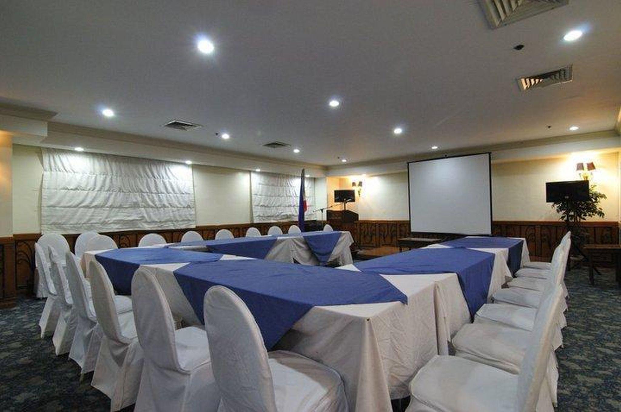 Tiara Oriental Hotel Makati City Dış mekan fotoğraf