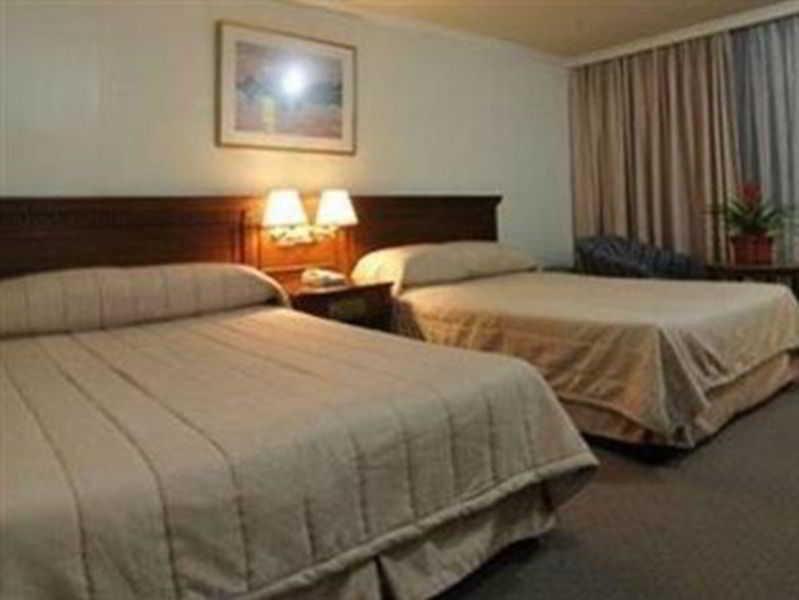 Tiara Oriental Hotel Makati City Dış mekan fotoğraf