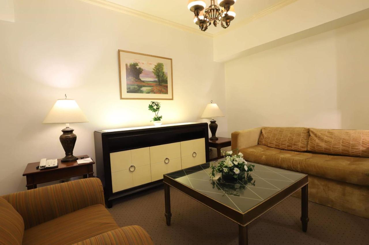 Tiara Oriental Hotel Makati City Dış mekan fotoğraf